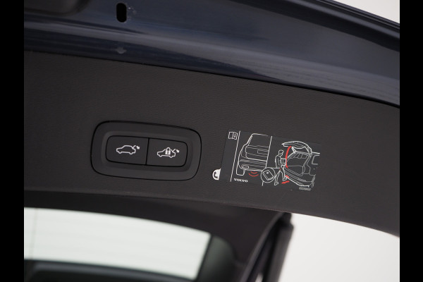 Volvo XC40 1.5 T5 Recharge Inscription | Panoramadak | Pilot Assist | Camera | Leder | Keyless | Memory | Carplay