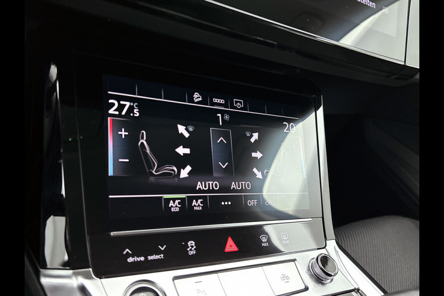 Audi e-tron 55 quattro Business edition 95 kWh (TREKHAAK AFNEEMBAAR, ELEKT. STOELEN, NAVIGATIE, CAMERA, 1e EIGENAAR)