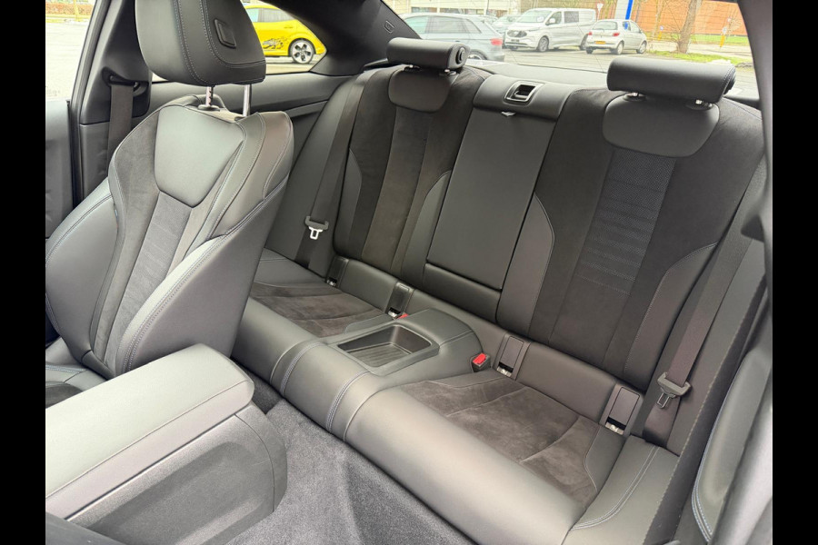 BMW 2 Serie Coupé M240i xDrive High Executive