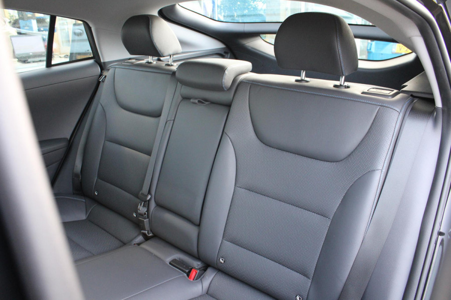 Hyundai IONIQ 1.6 GDi Premium | Stoelverwarming + Koeling | Electrische Stoelen Memory | Schuif/Kanteldak | Camera | Climate Control | Navigatie |