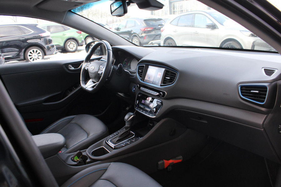 Hyundai IONIQ 1.6 GDi Premium | Stoelverwarming + Koeling | Electrische Stoelen Memory | Schuif/Kanteldak | Camera | Climate Control | Navigatie |