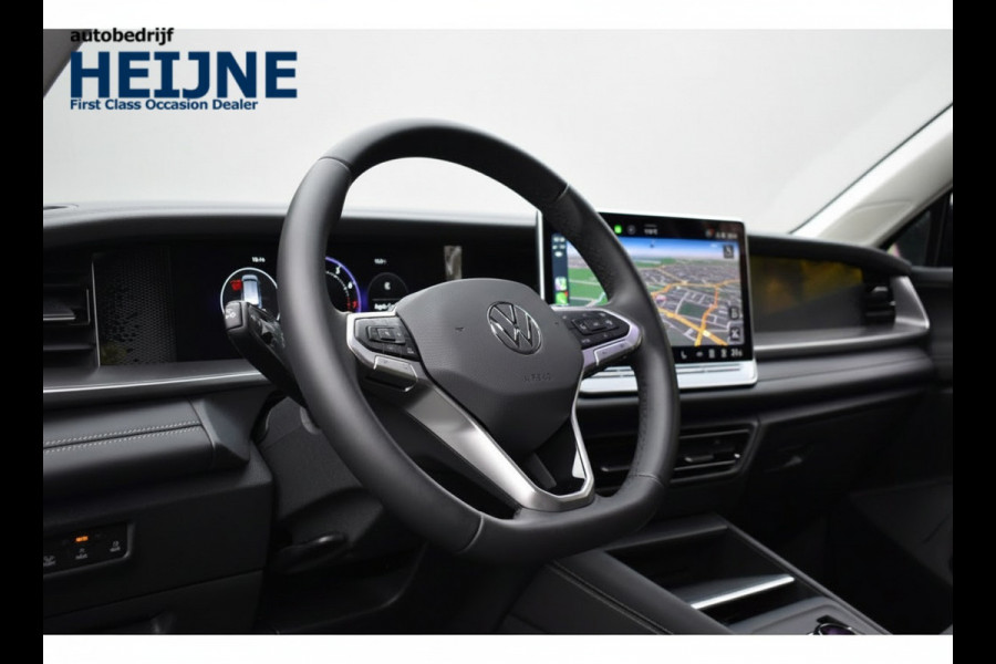 Volkswagen Tayron 1.5 eTSI Life 7p. 7-PERSOONS/TREKHAAK/360CAMERA Auto komt binnen!!