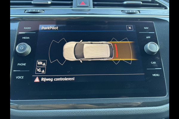 Volkswagen Tiguan 1.5 TSI ACT Highline Business R 150pk | Adapt. Cruise | CarPlay/Android Auto | Elektr. Achterklep | AllSeason