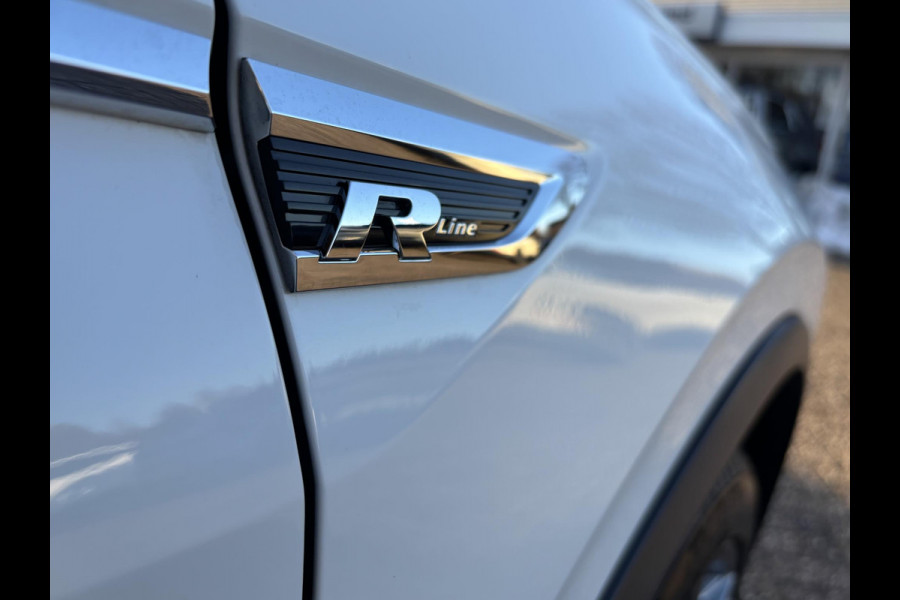 Volkswagen Tiguan 1.5 TSI ACT Highline Business R 150pk | Adapt. Cruise | CarPlay/Android Auto | Elektr. Achterklep | AllSeason