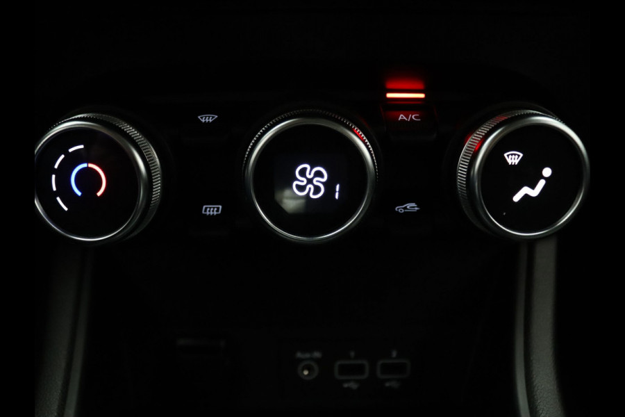 Renault Captur 160pk E-Tech Plug-in Hybrid Business Automaat Camera | Cruise | Navi | Parkeersens. v+a