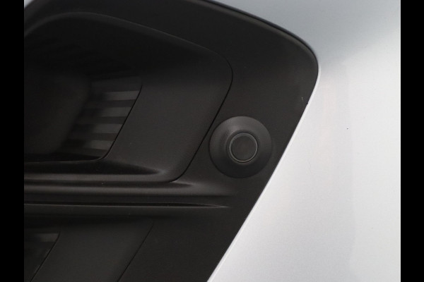 Renault Captur 160pk E-Tech Plug-in Hybrid Business Automaat Camera | Cruise | Navi | Parkeersens. v+a