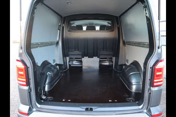 Volkswagen Transporter 2.0 TDI 150 pk Euro 6 DSG Automaat - 5 Pers. DC - Lang L2 - Trekhaak