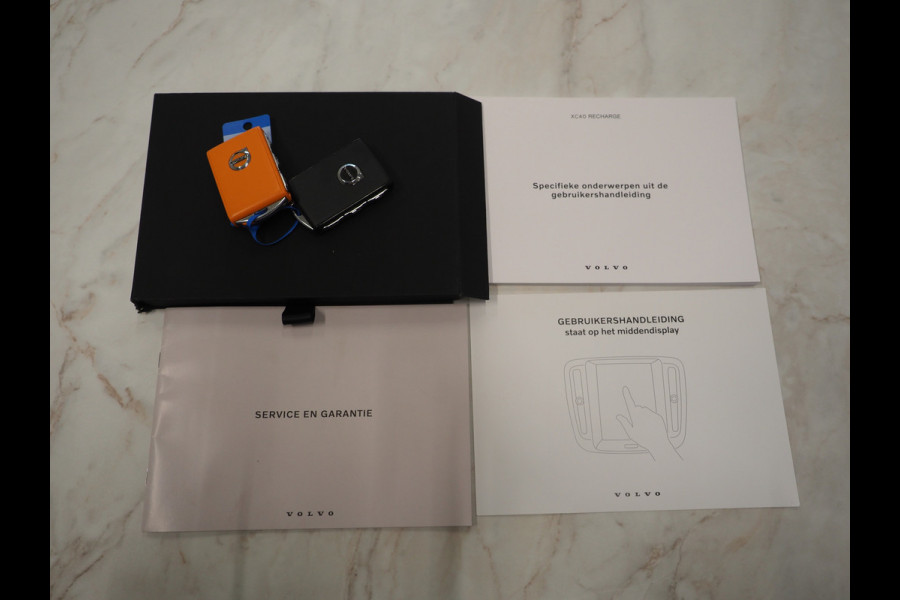 Volvo XC40 1.5 T5 Recharge R-Design | Panoramadak | Pilot Assist | Harman/Kardon | Trekhaak | Leder | 360 | Keyless