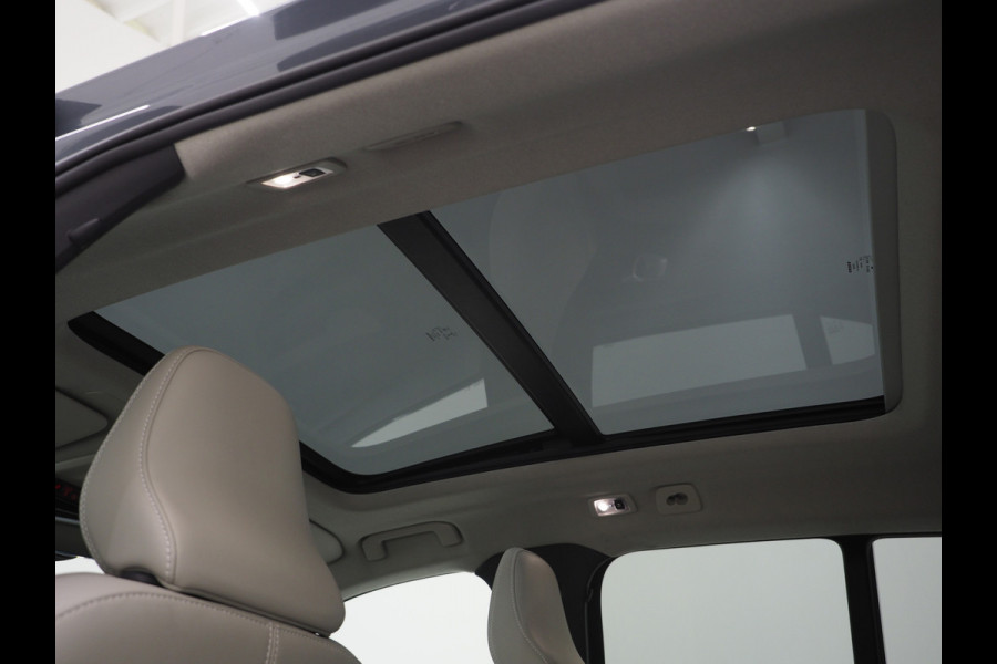 Volvo XC40 1.5 T5 Recharge R-Design | Panoramadak | Pilot Assist | Harman/Kardon | Trekhaak | Leder | 360 | Keyless