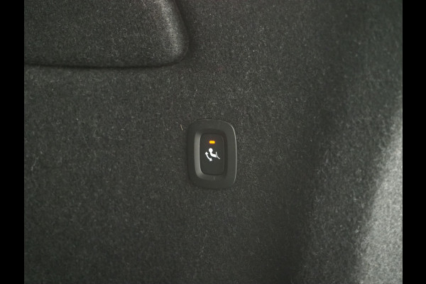 Volvo XC40 1.5 T5 Recharge R-Design | Panoramadak | Pilot Assist | Harman/Kardon | Trekhaak | Leder | 360 | Keyless