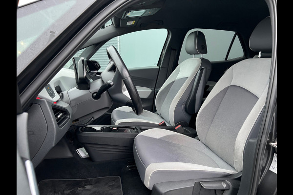 Volkswagen ID.3 BWJ 10-2020 | First Plus 58 kWh 204PK | 19'' LMV | CAMERA A | STOELVERW | AD CRUISE | CARPLAY | NAVI | CLIMA |