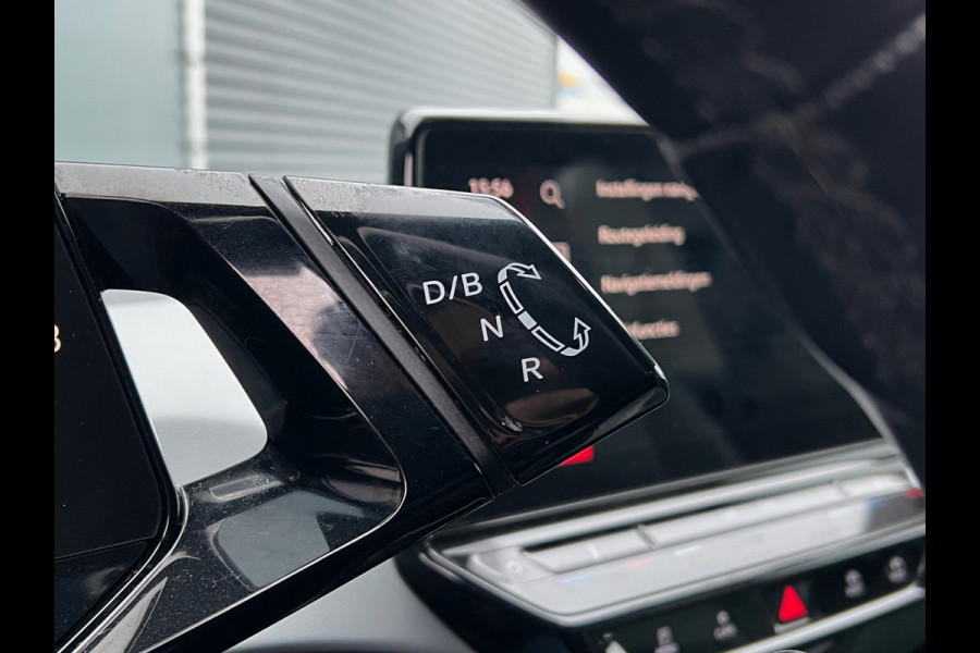 Volkswagen ID.3 BWJ 10-2020 | First Plus 58 kWh 204PK | 19'' LMV | CAMERA A | STOELVERW | AD CRUISE | CARPLAY | NAVI | CLIMA |