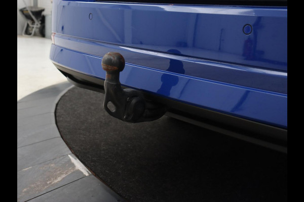 Škoda Octavia 1.0 e-TSI Business Edition | Panoramadak | Trekhaak | Stoelverwarming | Carplay | Parkeerhulp | Cruise control | Digital Cockpit | Climate control