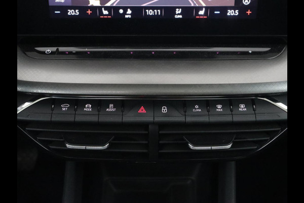 Škoda Octavia 1.0 e-TSI Business Edition | Panoramadak | Trekhaak | Stoelverwarming | Carplay | Parkeerhulp | Cruise control | Digital Cockpit | Climate control