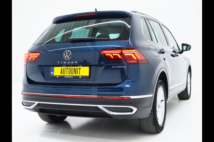Volkswagen Tiguan 1.4 TSI eHybrid Elegance | Panoramadak | Trekhaak | Camera | Adaptive Cruise | Virtual | Keyless | Carplay