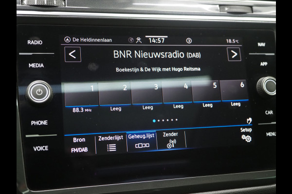 Volkswagen Tiguan 1.4 TSI eHybrid Elegance | Panoramadak | Trekhaak | Camera | Adaptive Cruise | Virtual | Keyless | Carplay