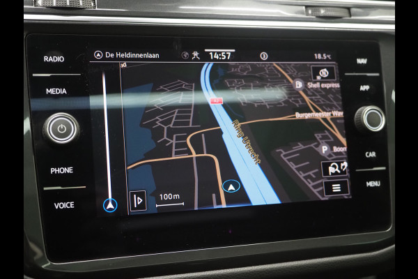 Volkswagen Tiguan 1.4 TSI eHybrid Elegance | Panoramadak | Trekhaak | Camera | Adaptive Cruise | Virtual | Keyless | Carplay