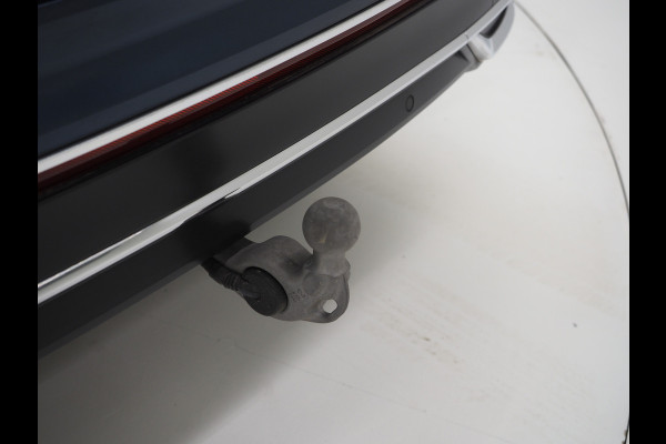 Volkswagen Tiguan 1.4 TSI eHybrid Elegance | Panoramadak | Trekhaak | Camera | Adaptive Cruise | Virtual | Keyless | Carplay