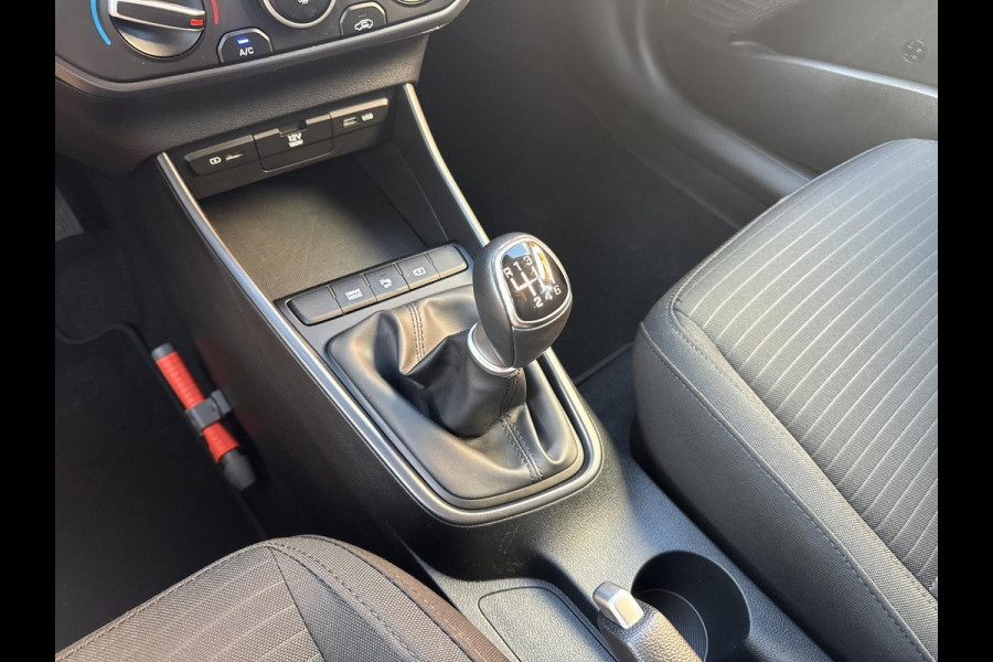 Hyundai i20 1.0 T-GDI Comfort Smart | navigatie | Apple Carplay/Android Auto | blind-spot | airco | cruise control | trekhaak
