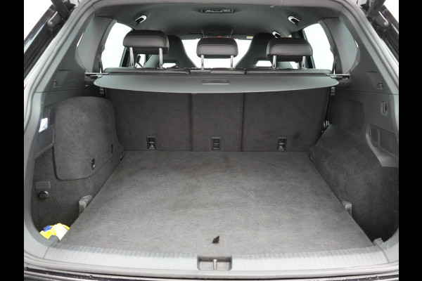 Seat Tarraco 1.4 TSI e-Hybrid FR Plug In Hybrid 245pk Dealer O.H. PHEV | Adaptive Cruise | Camera | Alcantara Sportstoelen Memory & Verwarmd | Apple Carplay | Keyless | Blis | Virtual | Navigatie | DAB | 20" L.M |