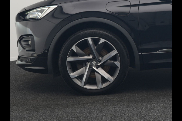 Seat Tarraco 1.4 TSI e-Hybrid FR Plug In Hybrid 245pk Dealer O.H. PHEV | Adaptive Cruise | Camera | Alcantara Sportstoelen Memory & Verwarmd | Apple Carplay | Keyless | Blis | Virtual | Navigatie | DAB | 20" L.M |
