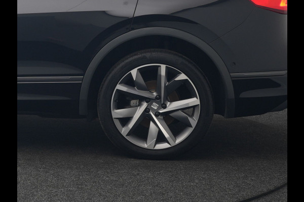 Seat Tarraco 1.4 TSI e-Hybrid FR Plug In Hybrid 245pk Dealer O.H. PHEV | Adaptive Cruise | Camera | Alcantara Sportstoelen Memory & Verwarmd | Apple Carplay | Keyless | Blis | Virtual | Navigatie | DAB | 20" L.M |