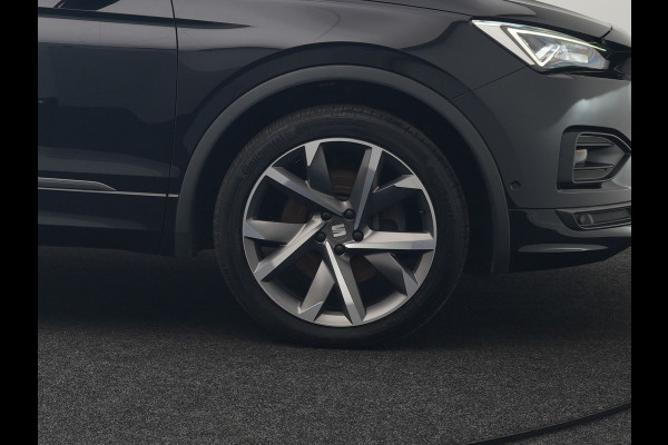 Seat Tarraco 1.4 TSI e-Hybrid FR Plug In Hybrid 245pk Dealer O.H. PHEV | Adaptive Cruise | Camera | Alcantara Sportstoelen Memory & Verwarmd | Apple Carplay | Keyless | Blis | Virtual | Navigatie | DAB | 20" L.M |