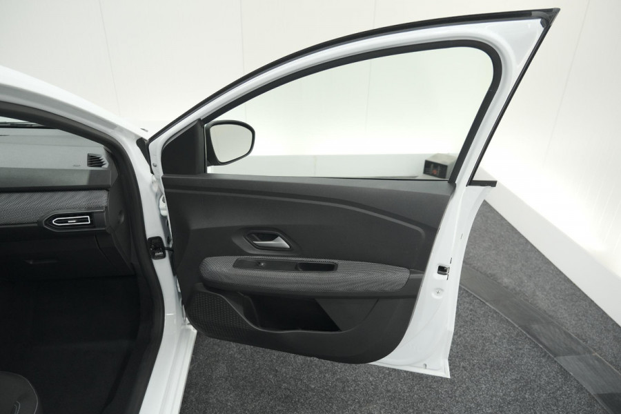 Dacia Sandero TCe 90 CVT Expression | Parkeersensoren | Apple Carplay | Cruise Control