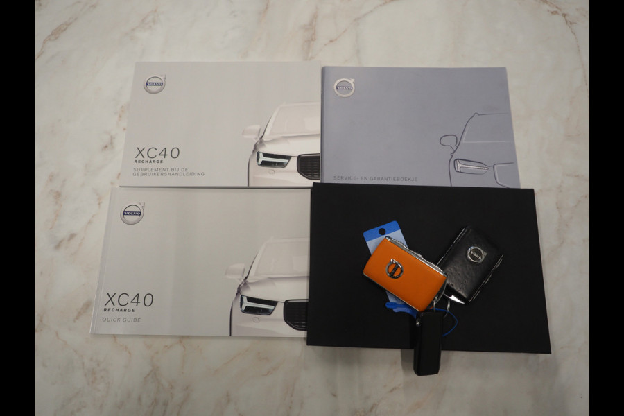 Volvo XC40 1.5 T5 Recharge Inscription | Panoramadak | Trekhaak | Leder | Camera | Keyless | Cruise | Carplay