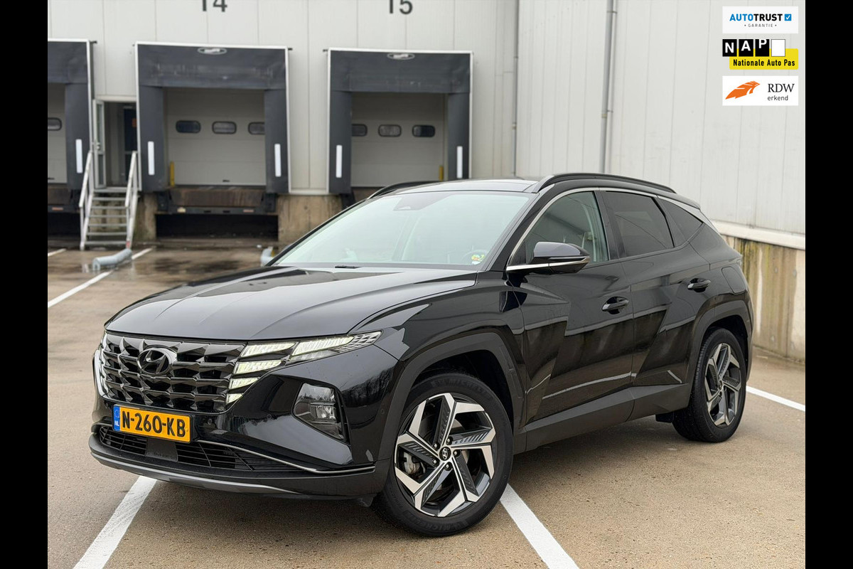 Hyundai Tucson 1.6 T-GDI PHEV Premium Sky 4WD, panoramadak, alle opties, zwart metallic, 1 e eigenaar, NL auto met nap