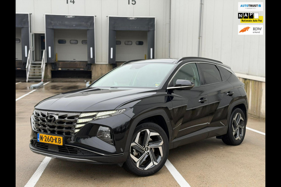 Hyundai Tucson 1.6 T-GDI PHEV Premium Sky 4WD, panoramadak, alle opties, zwart metallic, 1 e eigenaar, NL auto met nap