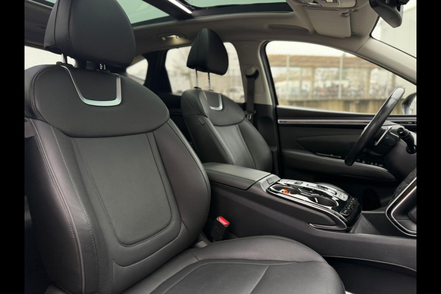 Hyundai Tucson 1.6 T-GDI PHEV Premium Sky 4WD, panoramadak, alle opties, zwart metallic, 1 e eigenaar, NL auto met nap
