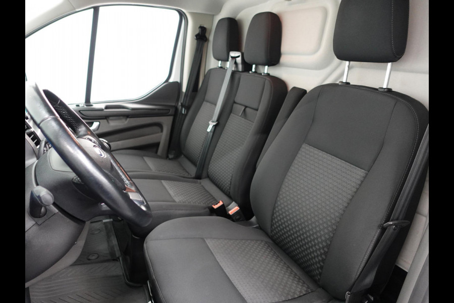 Ford Transit Custom 105pk L1H1 Trend Apple Carplay // Navigatie Airco Cruise control LED Parkeersensoren Euro6