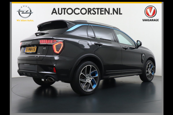 Lynk & Co 01 1.5T PHEV AUT-7 261pk Pano-Schuifdak Lmv 20" 360°Camera Apple Carplay Android Auto Adap.Cruise Navi Pdc Ecc Keyless Led Plug-In  Elek.Memory.Stoel File assistent Dodehoek detector Elektrisch bedienbare achterklep Rijstrooksensor Wifi Verkeersbord detectie 425Nm koppel 3,7kw laadvermogen €44.882,- Nieuwprijs 1e Eigenaar Origineel Nederlandse Auto!