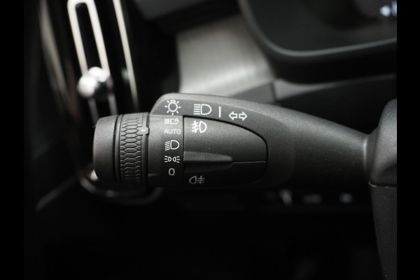 Volvo XC40 1.5 T5 Recharge Inscription | Panoramadak | Trekhaak | Leder | Camera | Keyless | Cruise | Carplay