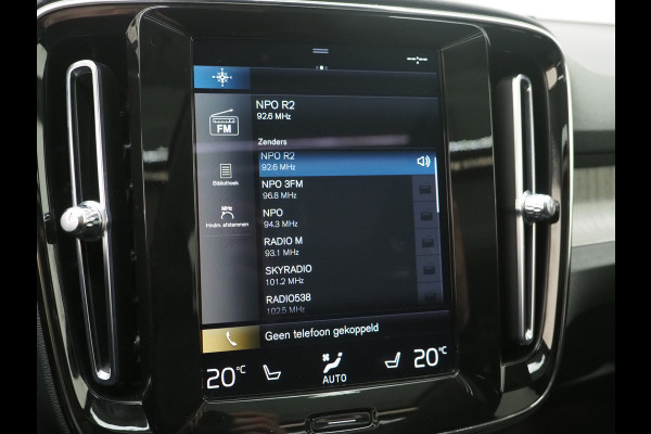 Volvo XC40 1.5 T5 Recharge Inscription | Panoramadak | Trekhaak | Leder | Camera | Keyless | Cruise | Carplay