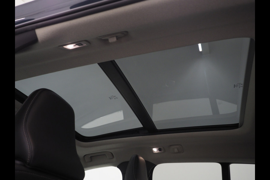 Volvo XC40 1.5 T5 Recharge Inscription | Panoramadak | Trekhaak | Leder | Camera | Keyless | Cruise | Carplay