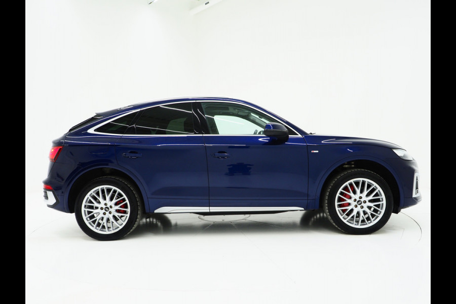 Audi Q5 Sportback 55 TFSI e Quattro S edition Competition | Panoramadak | B&O | Leder | 360 | Keyless | Dodehoek | Virtual | Carplay