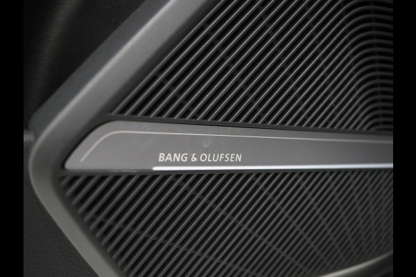 Audi Q5 Sportback 55 TFSI e Quattro S edition Competition | Panoramadak | B&O | Leder | 360 | Keyless | Dodehoek | Virtual | Carplay