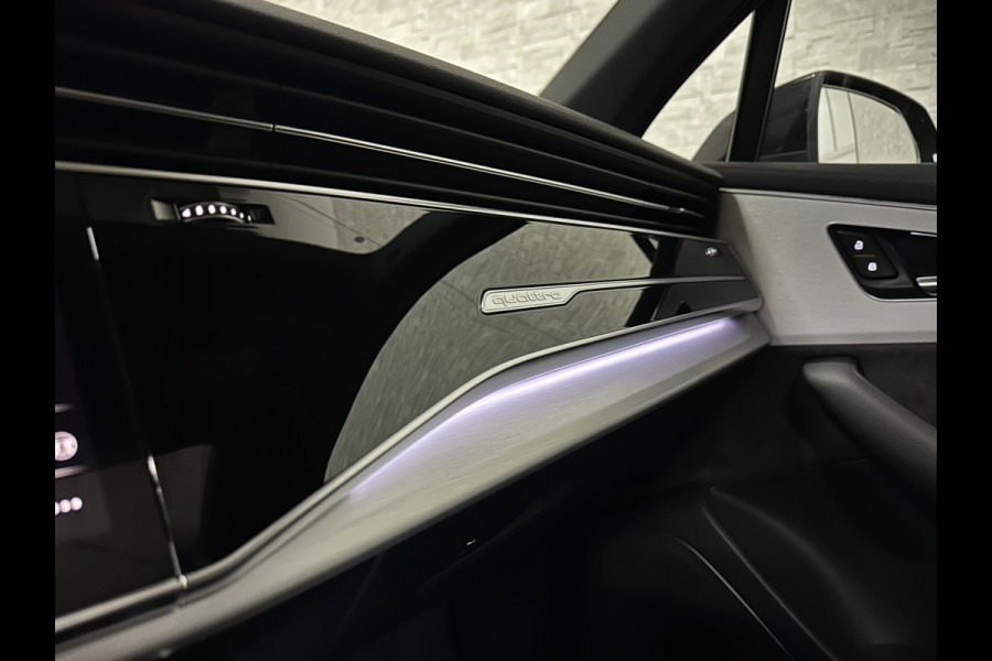 Audi Q7 55 TFSI e S-Line | Panorama | Leder | Luchtvering | LED-Matrix | Keyless-Go | 22 inch | Memory | Stoelverwarming V+A | Camera | Virtual-Cockpit | 3-Zone Clima | Draadloos Laden | Standkachel | Getint Glas |
