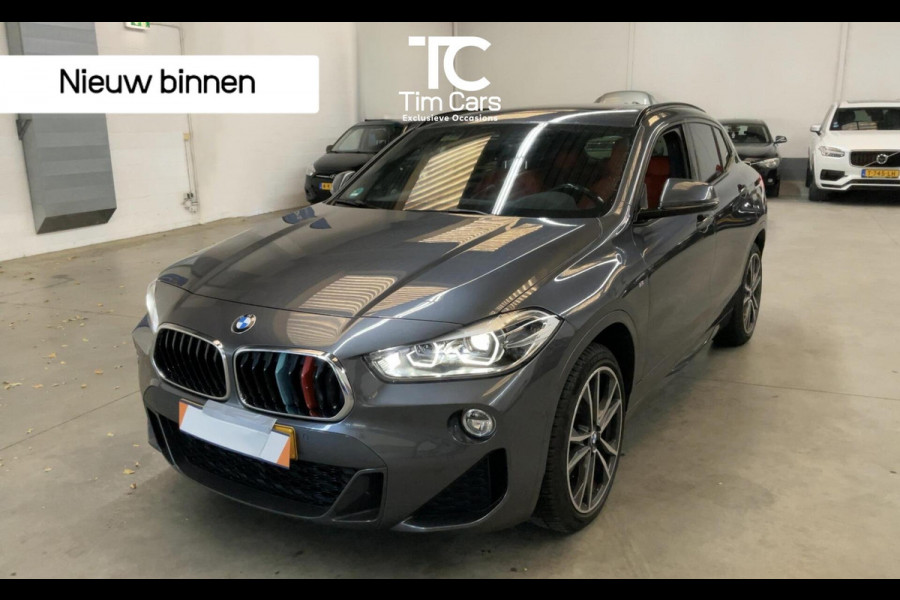 BMW X2 sDrive20i M-sport Automaat | Panoramadak | Adaptieve cruise control | DAB radio | LED verlichting | Rode leren bekleding | Getin