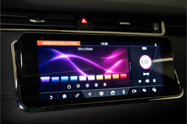 Land Rover Range Rover Evoque 2.0 P200 AWD R-Dynamic HSE 200PK | Pano | Sfeer | Keyless | Meridian | 12 MND Garantie