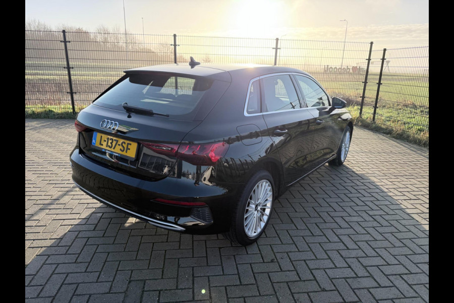 Audi A3 Sportback 30 TFSI Business edition | 1ste Eigenaar | Sportstoelen | Carplay | PDC