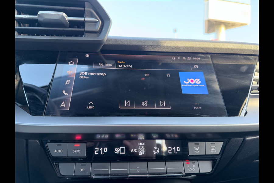Audi A3 Sportback 30 TFSI Business edition | 1ste Eigenaar | Sportstoelen | Carplay | PDC