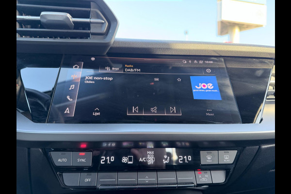 Audi A3 Sportback 30 TFSI Business edition | 1ste Eigenaar | Sportstoelen | Carplay | PDC