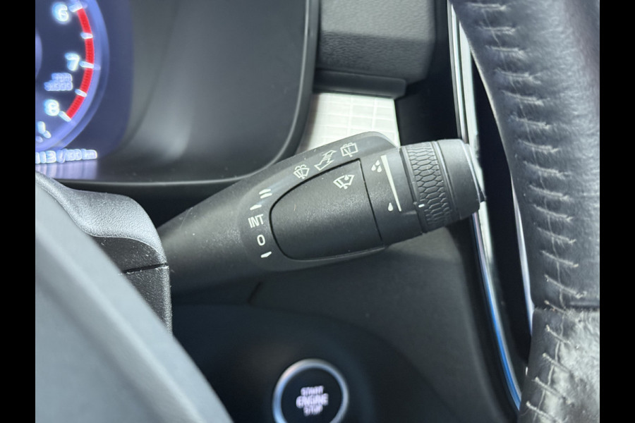 Volvo XC40 2.0 T5 AWD AUT-8 Leer-Contour+verwarmd Intro-Edition Adap.Cruise Camera Apple Carplay Navi Ecc DAB Pdc Intro Edition Keyless Lmv 19" Elek.Achterklep Lane Keeping BLIS Cross Traffic Alert Road Sign Info Pilot Assist Zeer complete unieke XC40 € 60.000 nieuw! 2.100kg trekvermogen!