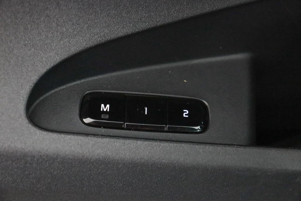 Polestar 2 Long Range Dual Motor Launch Edition 78kWh|Pano|Harman/Kardon|Stoelverwarming|SOH 92%