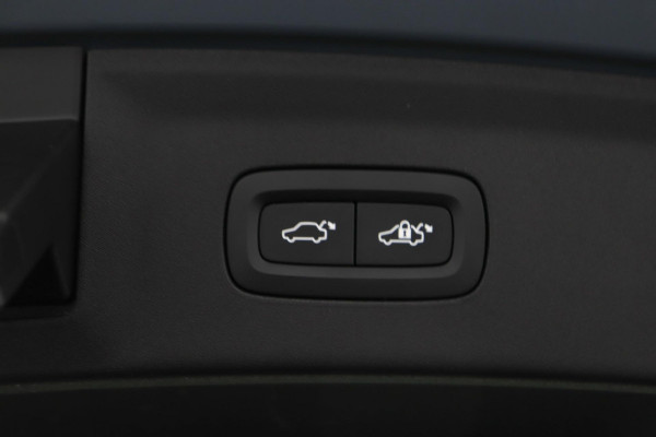 Polestar 2 Long Range Dual Motor Launch Edition 78kWh|Pano|Harman/Kardon|Stoelverwarming|SOH 92%