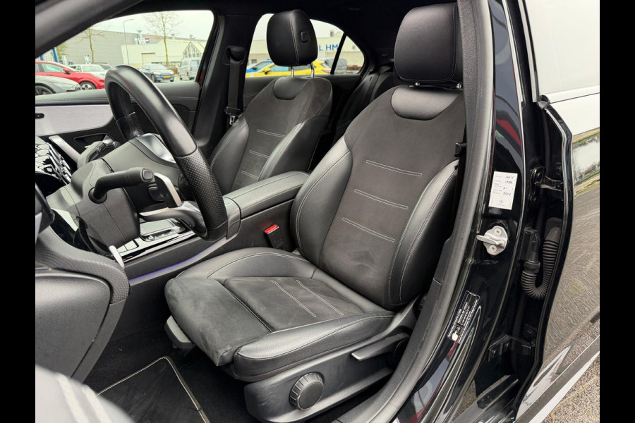 Mercedes-Benz A-Klasse 250 e AMG-pakket | Panoramadak | Alcantara