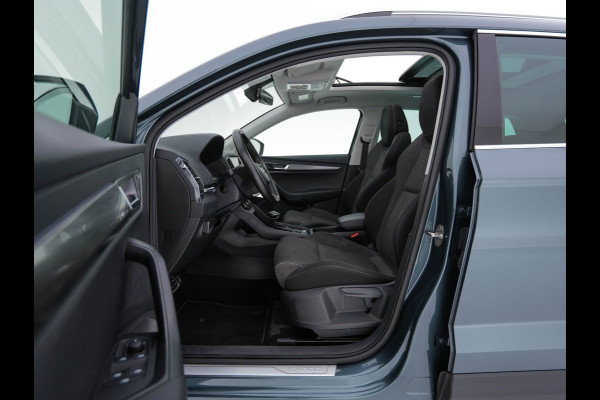 Škoda Karoq 1.5 TSI ACT Business Edition Plus (INCL.BTW) Aut. *PANO | FULL-LED | CANTON-SOUND | DAB+ | CAMERA | NAVI-FULLMAP | KEYLESS | PRIVACY-GLASS | ECC | PDC | CRUISE | TOWBAR | 17''ALU*